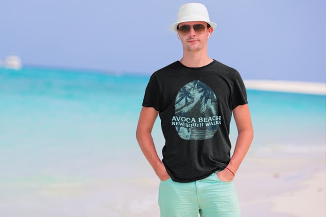 Profit with Custom T-Shirts for Tourist Destinations